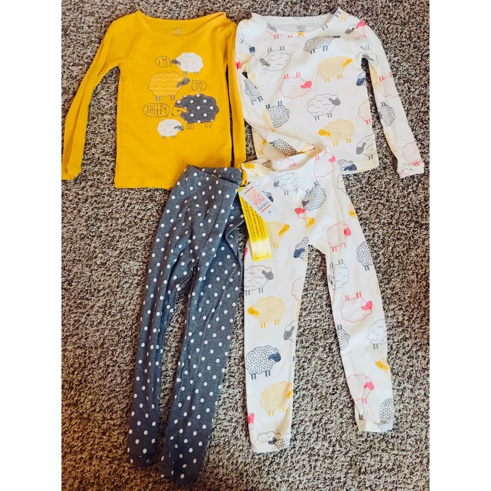 Yellow pajamas! 💤